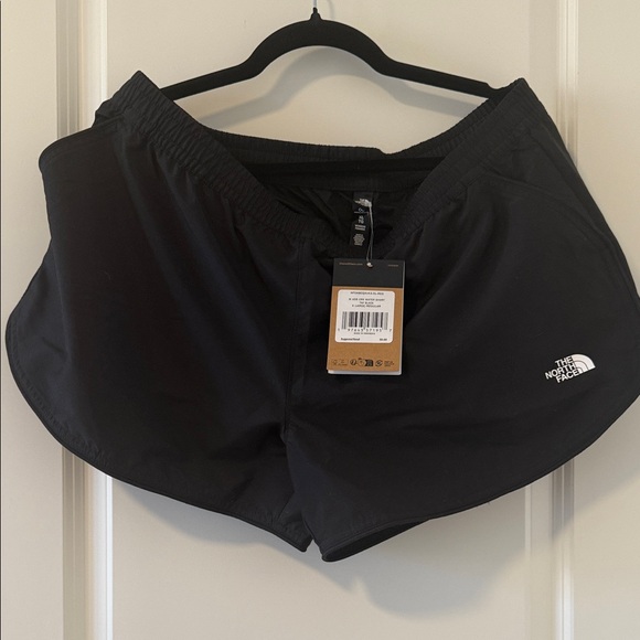 The North Face Flashdry Women's Black Athletic Shorts - Picture 1 of 6